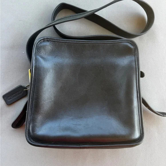 Vintage COACH 9168 Black Leather Crossbody Bag Made in USA 1990 Classic - Picture 2 of 16
